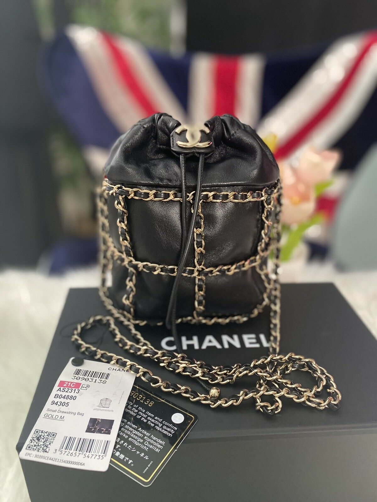Chanel CC Chain Drawstring Bucket Bag Chevron Sheepskin Small Neutral  11803289