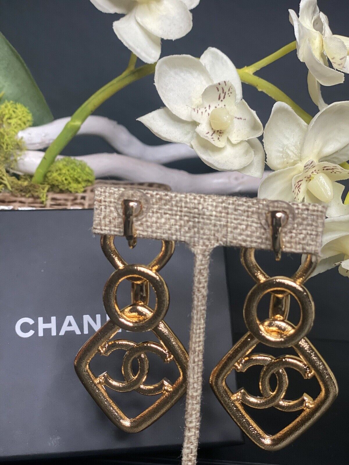New full set CHANEL white, black and gold plated CLIP-ON EARRINGS