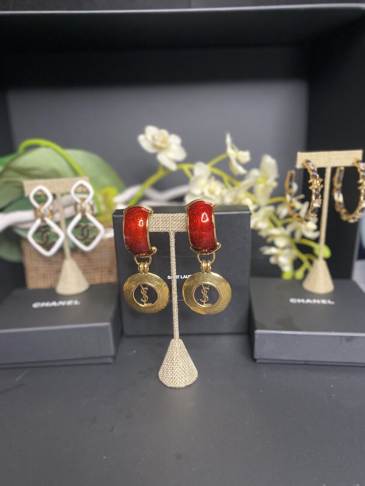 New full set CHANEL white, black and gold plated CLIP-ON EARRINGS
