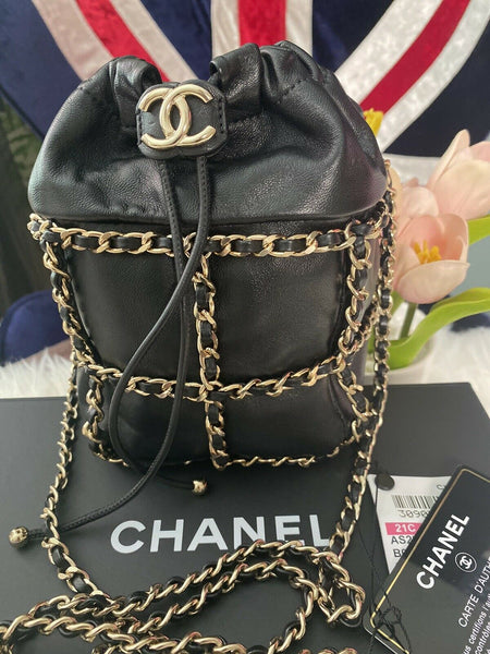 CHANEL, Bags, Chanel Entwined Chain Top Handle Drawstring Bucket Bag  Quilted Shiny Lambskin Sm
